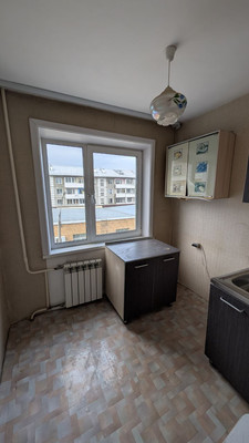 Продам трехкомнатную (3-комн.) квартиру, Мира ул, 35, Маркова рп