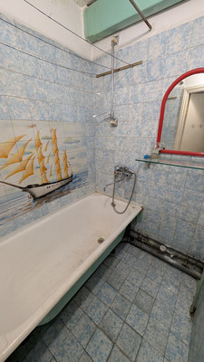 Продам трехкомнатную (3-комн.) квартиру, Мира ул, 35, Маркова рп