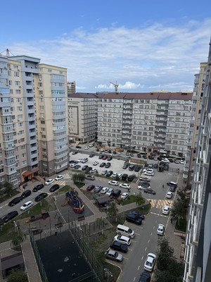 Продам трехкомнатную (3-комн.) квартиру, Молодёжная ул, 4, Каспийск г