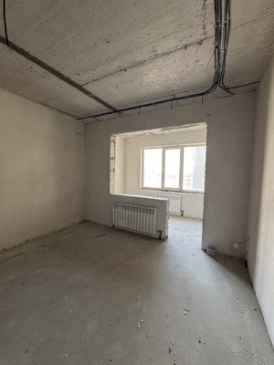 Продам трехкомнатную (3-комн.) квартиру, Молодёжная ул, 4, Каспийск г