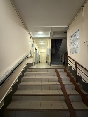 Продам двухкомнатную (2-комн.) квартиру, Госпитальный Вал ул, 5, Москва г