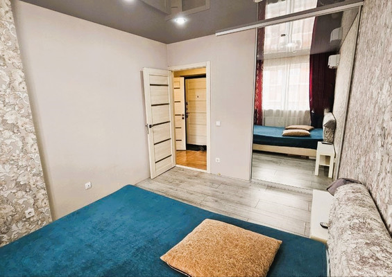 Продам однокомнатную (1-комн.) квартиру, Западный Обход ул, 42к7, Краснодар г