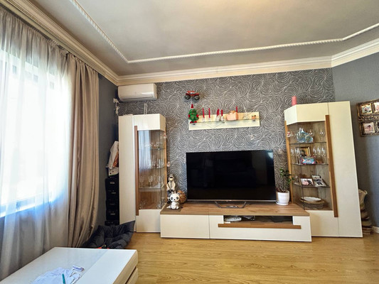 Продам двухкомнатную (2-комн.) квартиру, Ковыльная ул, 86, Симферополь г