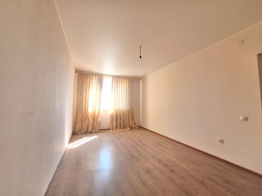 Продам двухкомнатную (2-комн.) квартиру, А.А.Кадырова ул, 2, Нальчик г