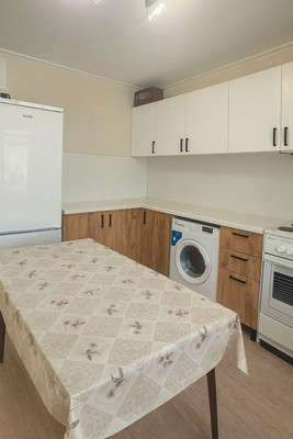 Продам двухкомнатную (2-комн.) квартиру, Зеленоградская ул, 34, Краснодар г