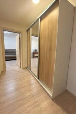 Продам двухкомнатную (2-комн.) квартиру, Зеленоградская ул, 34, Краснодар г