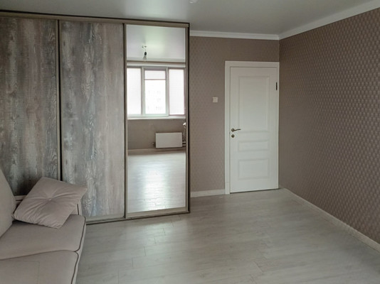 Продам трехкомнатную (3-комн.) квартиру, Уездная ул, 3, Чехов г