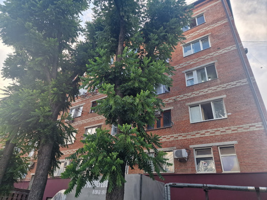 Продам однокомнатную (1-комн.) квартиру, им. Атарбекова ул, 52, Краснодар г