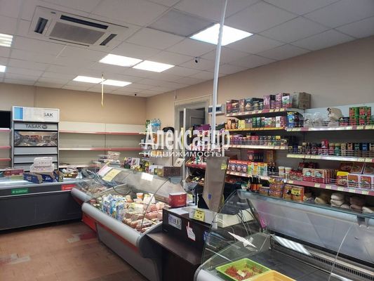 Продам торговое помещение 175,4 м2, Комсомольская ул, 20, Красава п