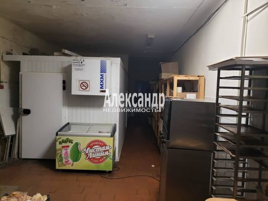 Продам торговое помещение 175,4 м2, Комсомольская ул, 20, Красава п