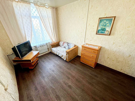 Продам комнату в 4-комн. квартире, Хетагуровская ул, 7, Комсомольск-на-Амуре г