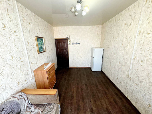 Продам комнату в 4-комн. квартире, Хетагуровская ул, 7, Комсомольск-на-Амуре г