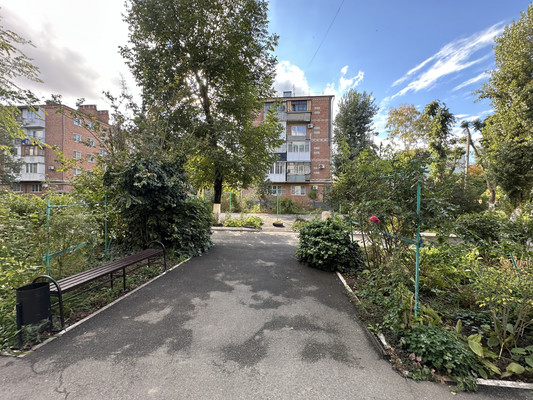 Продам однокомнатную (1-комн.) квартиру, Черноморская ул, 22ка, Армавир г