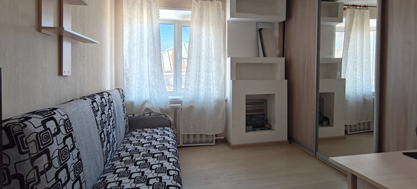 Продам однокомнатную (1-комн.) квартиру, Вокзальная ул, 26, Рязань г