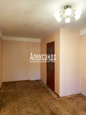 Продам однокомнатную (1-комн.) квартиру, Маршала Блюхера пр-кт, 65, Санкт-Петербург г