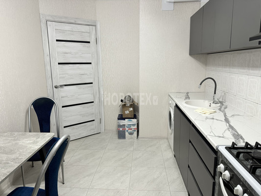 Сдам однокомнатную (1-комн.) квартиру, Мира ул, 30, Ильский пгт