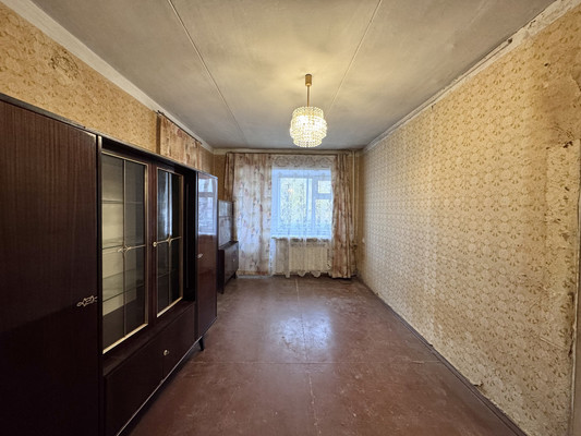 Продам двухкомнатную (2-комн.) квартиру, Ленина пр-кт, 13, Брянск г