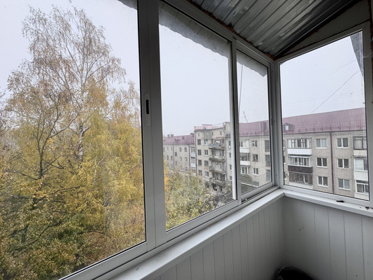 Продам двухкомнатную (2-комн.) квартиру, Ленина пр-кт, 13, Брянск г