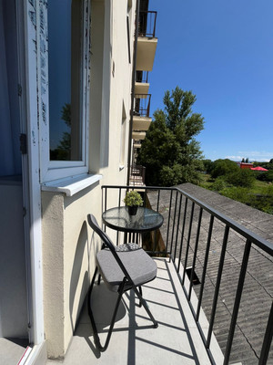 Продам двухкомнатную (2-комн.) квартиру, Кабардинская ул, 230, Нальчик г
