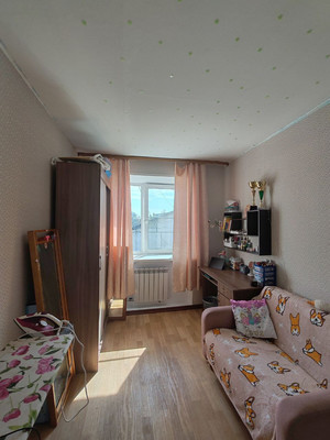 Продам трехкомнатную (3-комн.) квартиру, Рябикова б-р, 42, Иркутск г