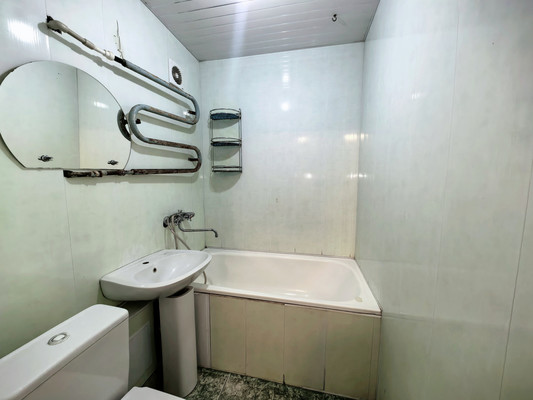 Продам трехкомнатную (3-комн.) квартиру, Ленина ул, 79, Нарткала г