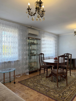 Продам двухкомнатную (2-комн.) квартиру, Осипенко ул, 20, Нальчик г