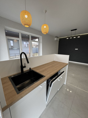 Продам дом, Роз ул, Ставрополь г, 0 км от города