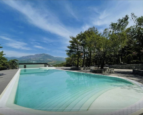 Продам однокомнатную (1-комн.) квартиру, Красноармейский пер, 1, Алушта г