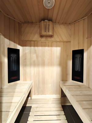 Продам трехкомнатную (3-комн.) квартиру, Дзержинского пр-кт, 183, Новороссийск г