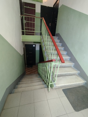 Продам двухкомнатную (2-комн.) квартиру, Космонавтов ул, 10, Люберцы г