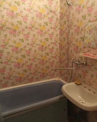 Продам трехкомнатную (3-комн.) квартиру, Деповская ул, 162А, Ишим г
