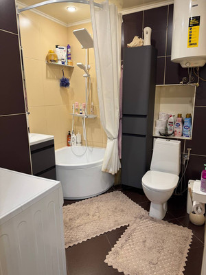 Продам двухкомнатную (2-комн.) квартиру, Карла Маркса ул, 37, Ишим г