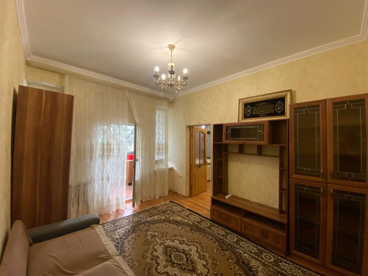 Продам двухкомнатную (2-комн.) квартиру, Горького ул, 72, Нальчик г