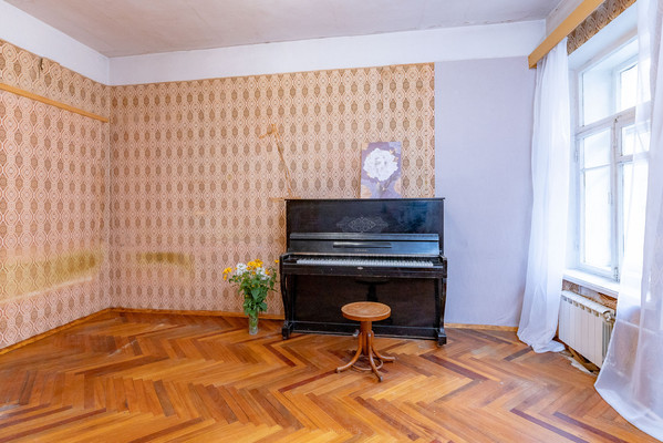 Продам трехкомнатную (3-комн.) квартиру, Конная ул, 26А, Санкт-Петербург г