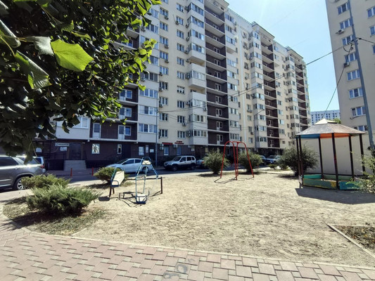 Продам двухкомнатную (2-комн.) квартиру, Объездная ул, 39к2, Анапа г