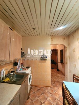 Продам однокомнатную (1-комн.) квартиру, Ленина пр-кт, 15, Кириши г