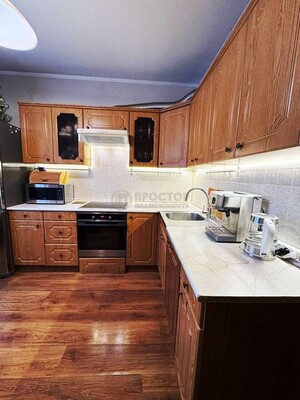 Продам двухкомнатную (2-комн.) квартиру, Комсомольский пр-кт, 16/2, Люберцы г