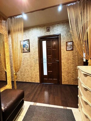 Продам двухкомнатную (2-комн.) квартиру, Комсомольский пр-кт, 16/2, Люберцы г