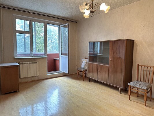 Продам двухкомнатную (2-комн.) квартиру, Ялтинская ул, 12, Москва г