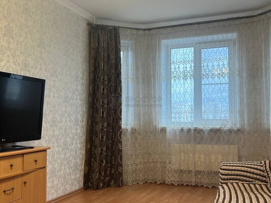 Продам трехкомнатную (3-комн.) квартиру, Братиславская ул, 31к3, Москва г