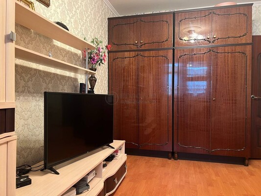 Продам трехкомнатную (3-комн.) квартиру, Братиславская ул, 31к3, Москва г