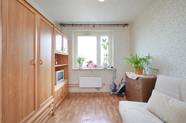 Продам трехкомнатную (3-комн.) квартиру, Вяземская ул, 12к1, Москва г