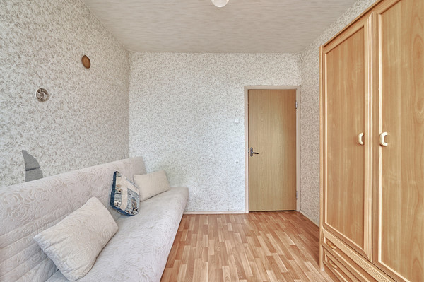 Продам трехкомнатную (3-комн.) квартиру, Вяземская ул, 12к1, Москва г