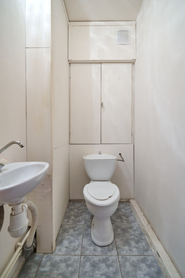 Продам трехкомнатную (3-комн.) квартиру, Вяземская ул, 12к1, Москва г