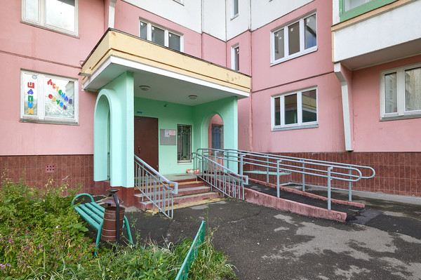 Продам трехкомнатную (3-комн.) квартиру, Вяземская ул, 12к1, Москва г