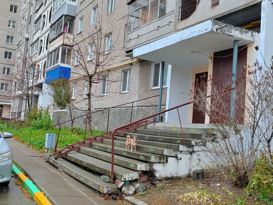 Продам трехкомнатную (3-комн.) квартиру, Алтайская ул, 25, Нижний Тагил г