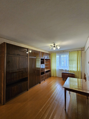 Продам двухкомнатную (2-комн.) квартиру, Попова ул, 3к3, Великий Новгород г