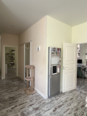 Продам трехкомнатную (3-комн.) квартиру, Заозёрная ул, 6А, Санкт-Петербург г