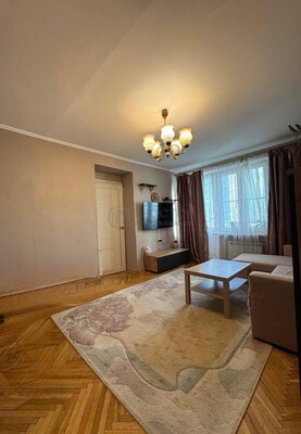 Продам двухкомнатную (2-комн.) квартиру, Стратонавтов проезд, 16к1, Москва г