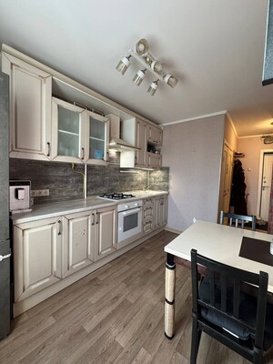 Продам двухкомнатную (2-комн.) квартиру, Стратонавтов проезд, 16к1, Москва г